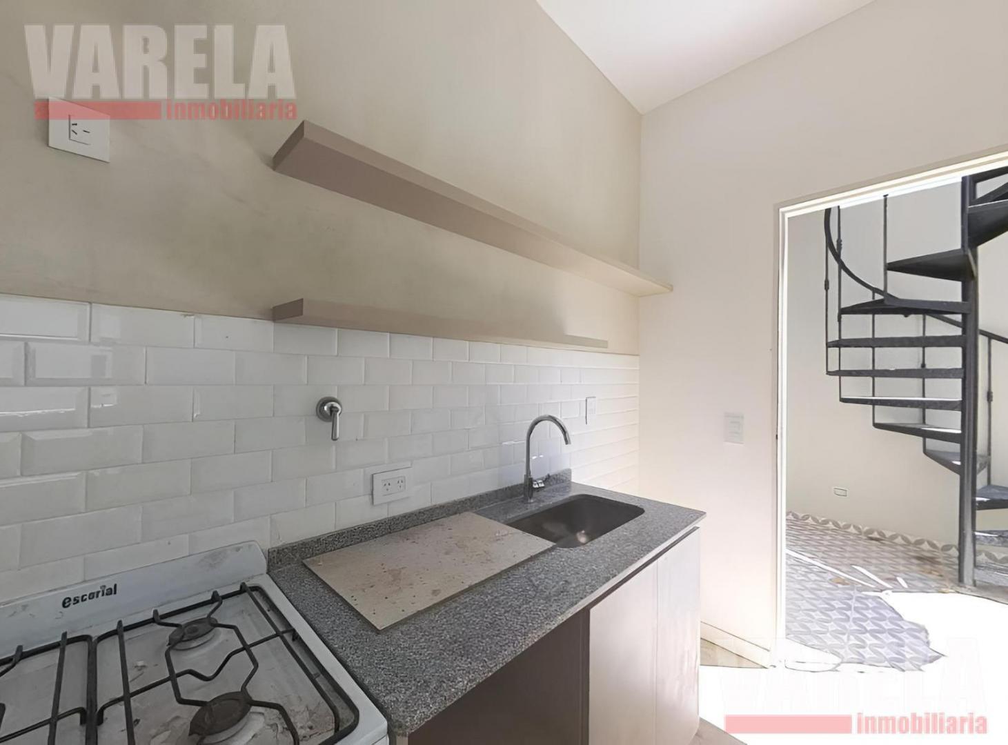 Foto de Departamento Apto Credito! 4 amb-Primer Piso.c/baños,patio y, imagen 4