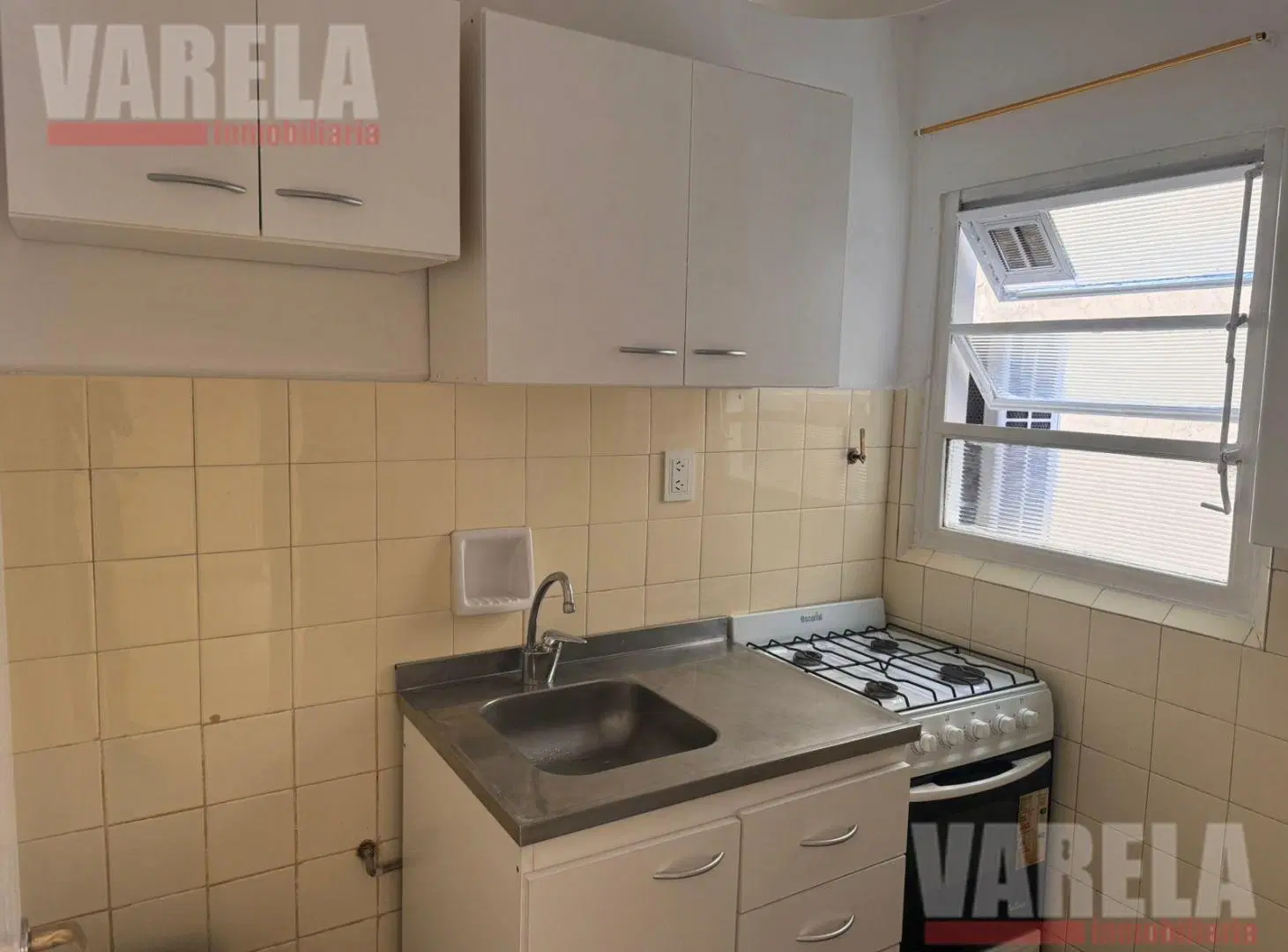Departamento en Alquiler Av.Honorio Puerreydon 600 Monoambiente 5