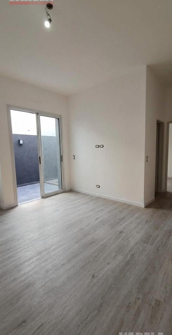 PH 2 amb c/ Patio Reciclado a Nuevo! Fernandez 200-Floresta. U$S 80.000