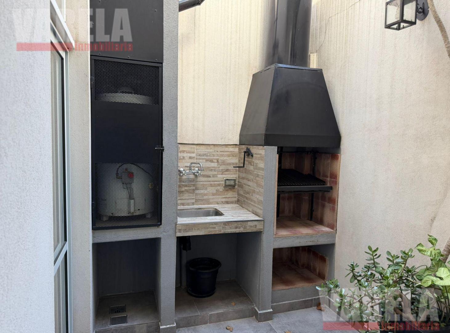 Foto de PH en Villa del Parque en Venta 3 amb. c/Patio y Parrilla- Bajisimas, imagen 3
