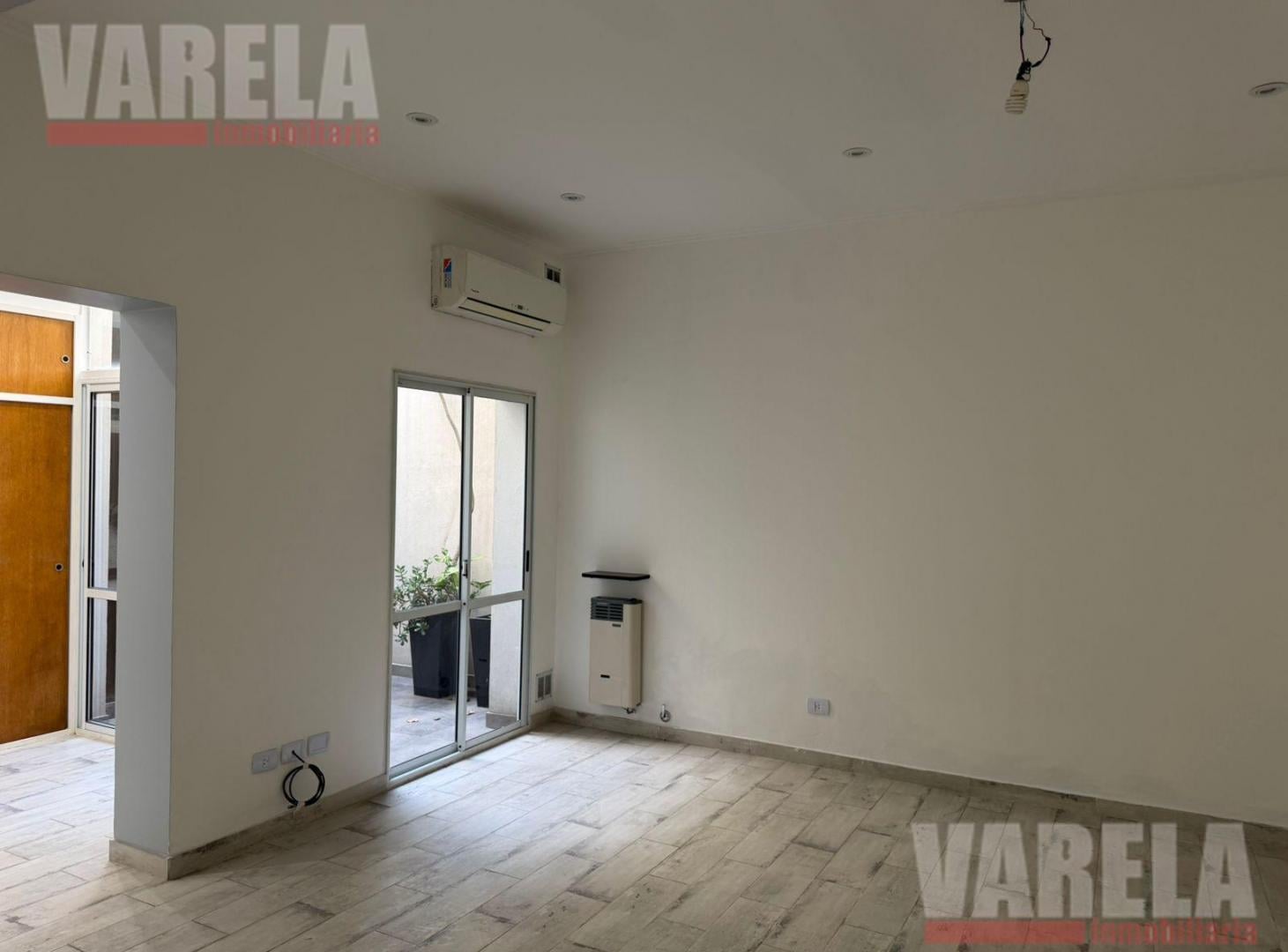 PH en Villa del Parque en Venta 3 amb. c/Patio y Parrilla- Bajisimas expensas!! u$s 198.000