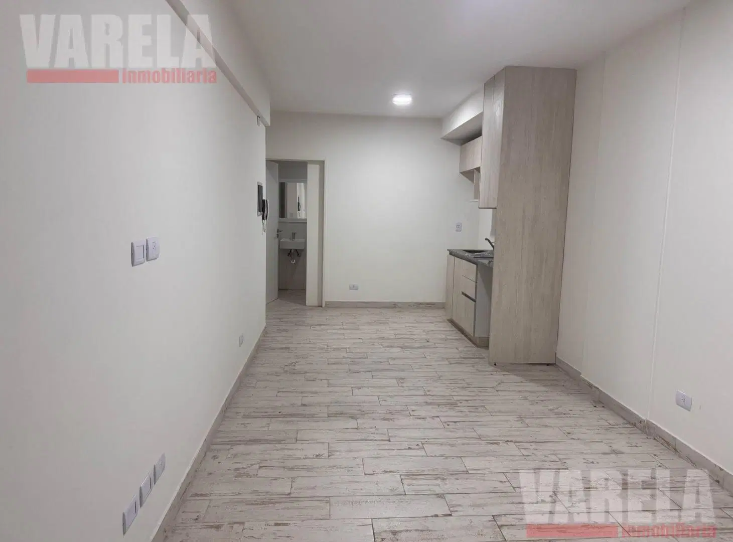 Departamento A Estrenar en Alquiler 1°Pisoc/Balcón-Flores JoseBonifacio 3025 Alq$500.000 Expen$70.00 4