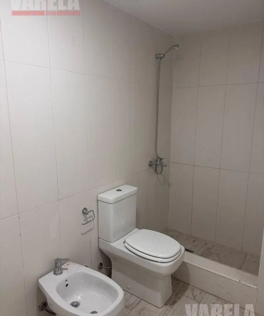 Departamento A Estrenar en Alquiler 1°Pisoc/Balcón-Flores JoseBonifacio 3025 Alq$500.000 Expen$70.00 3