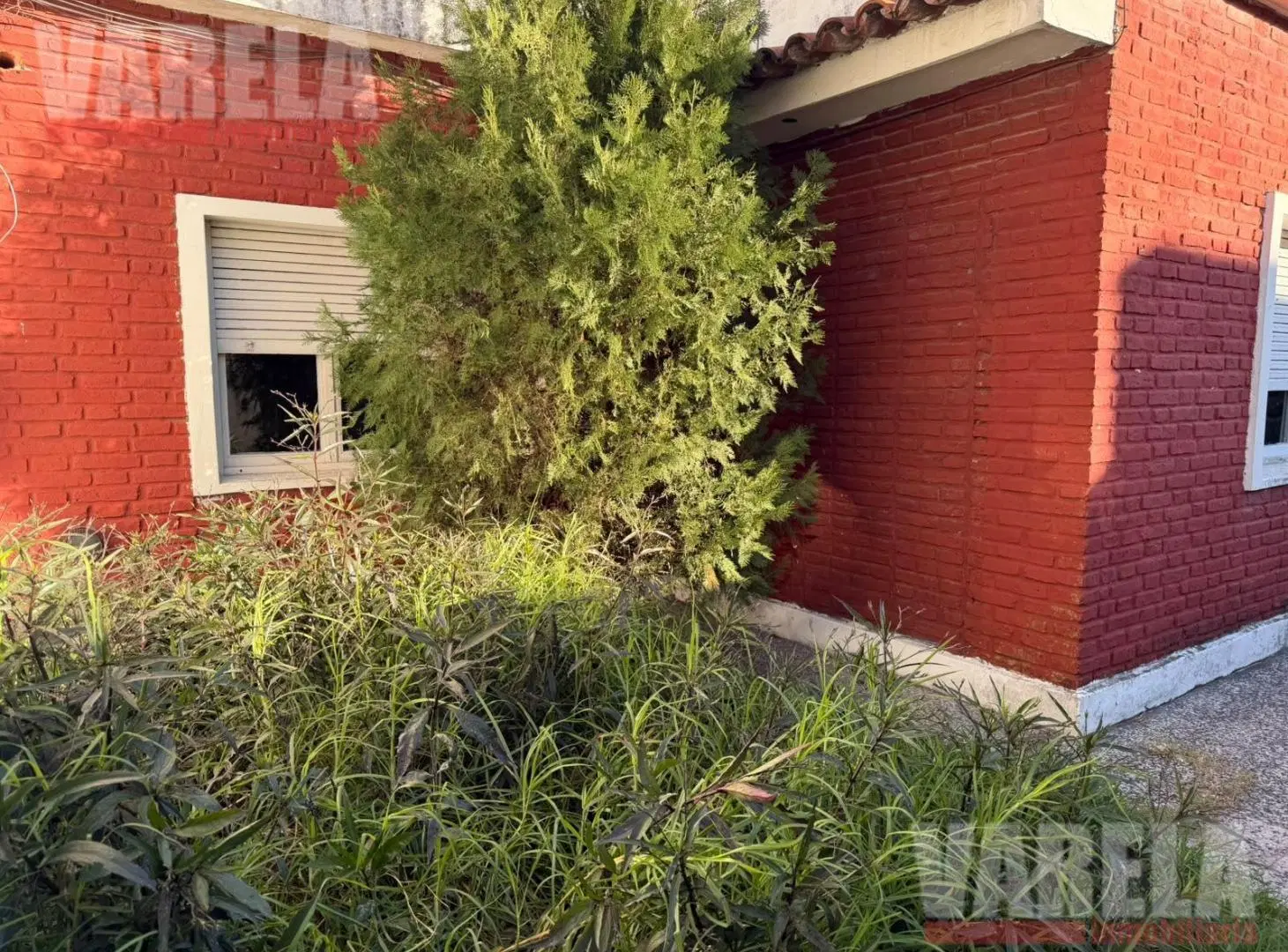 PH tipo Casa en Almagro Sanchez de Loria 700 6 amb. c/Garage Entrada Indep. Pileta y Jardin u$s 320. 5