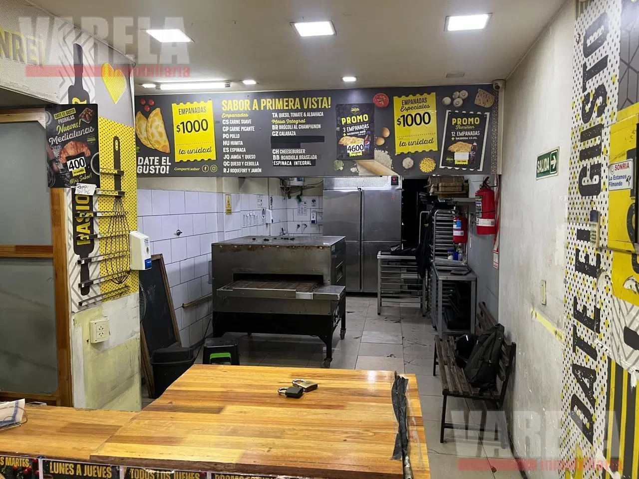 Local Alquiler $2.400.000 Av. Rivadavia 7000 a mtrs. de Plaza Flores. Varios rubros. Sin Exp. 1