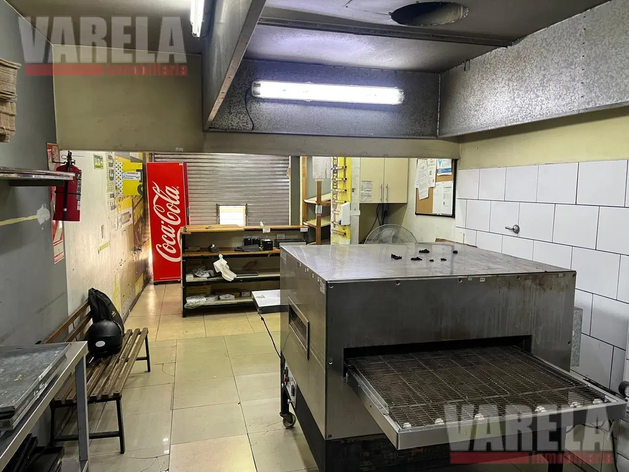 Local Alquiler $2.400.000 Av. Rivadavia 7000 a mtrs. de Plaza Flores. Varios rubros. Sin Exp. 3