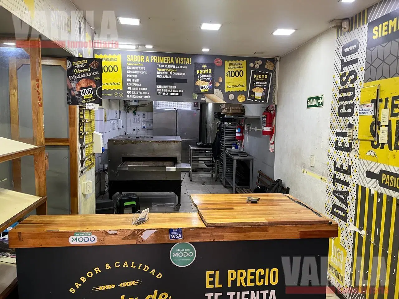 Local Alquiler $2.400.000 Av. Rivadavia 7000 a mtrs. de Plaza Flores. Varios rubros. Sin Exp. 5