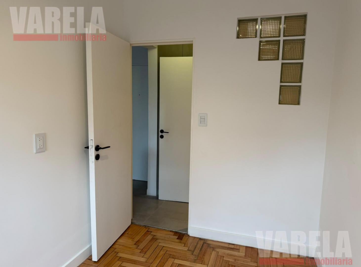 Foto de Departamento en Alquiler 3amb.Contrafrente c/balcón-Cochera, imagen 5