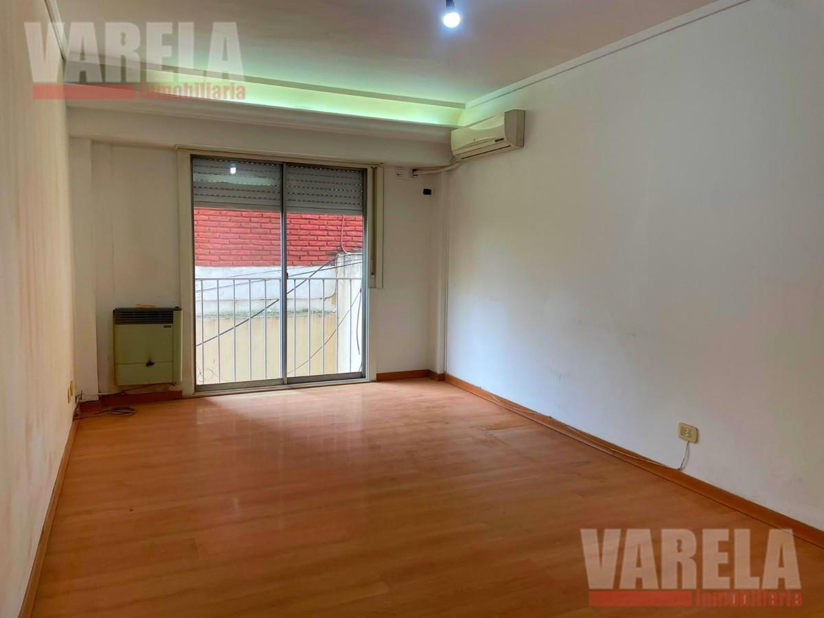Foto de Departamento 4 amb. Contrafrente c/Balcón francés Alquiler $1.200.000, imagen 3
