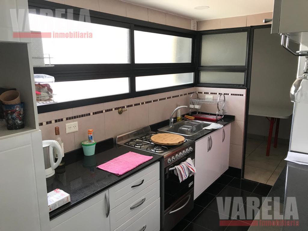 Foto de Departamento en Venta 4 amb. al frente c/Balcón Piso 6° en V.Crespo, imagen 5