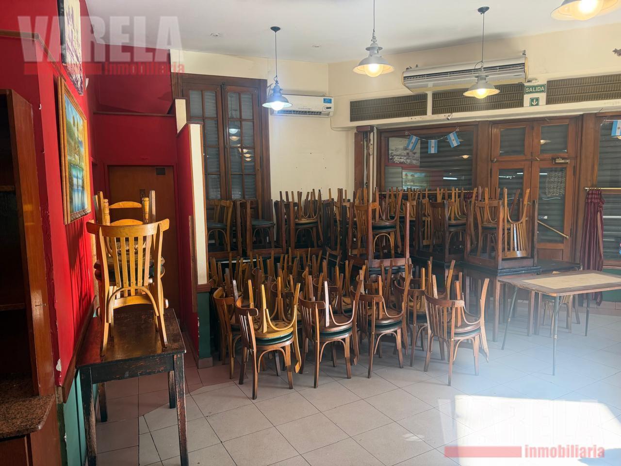 Foto de Local Apto Todo Rubro - Ideal Gastronomia 150mts - Av. Angel Gallardo, imagen 5