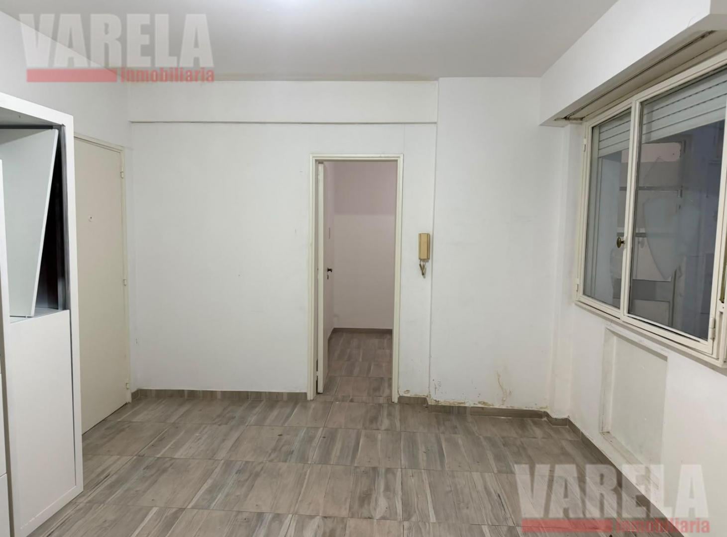 Foto de Departamento en Alquiler Monoambiente en c/ Patio en Planta Baja, imagen 2