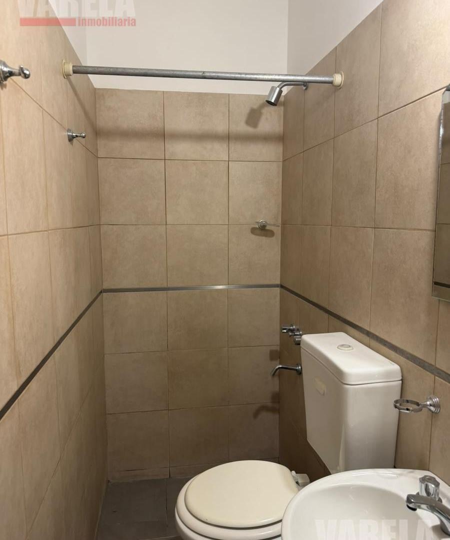 Foto de Departamento en Alquiler Monoambiente en c/ Patio en Planta Baja, imagen 4