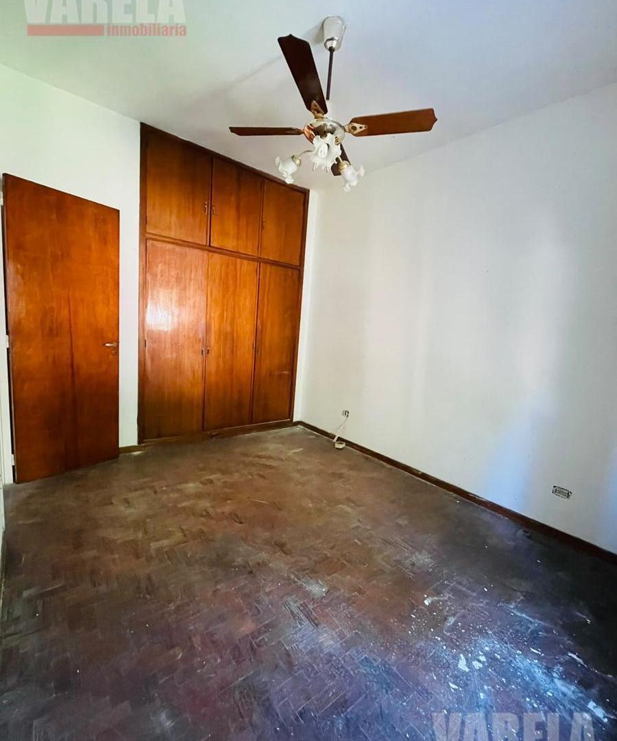 Foto de PH 3 amb. Planta Baja c/Jardín Parrilla y Garage en Gregorio Laferrere, imagen 5