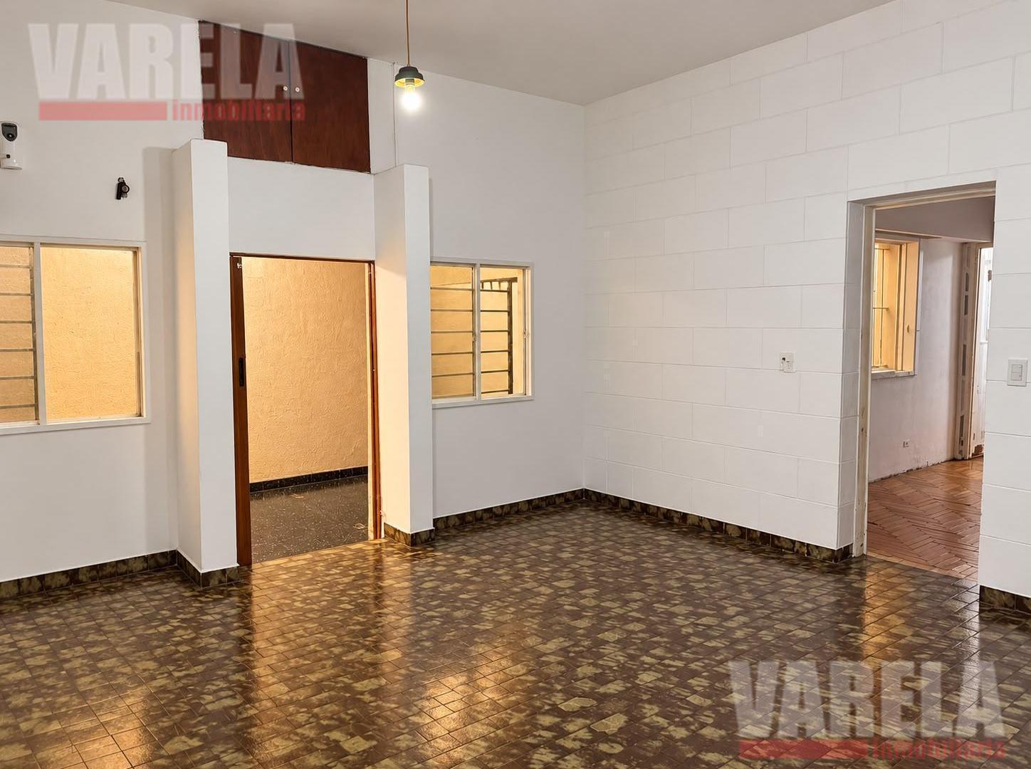 Foto de Casa en Venta 4 amb. C/Terraza y Garage- Pasaje F. Desiderio Davel 580, imagen 1