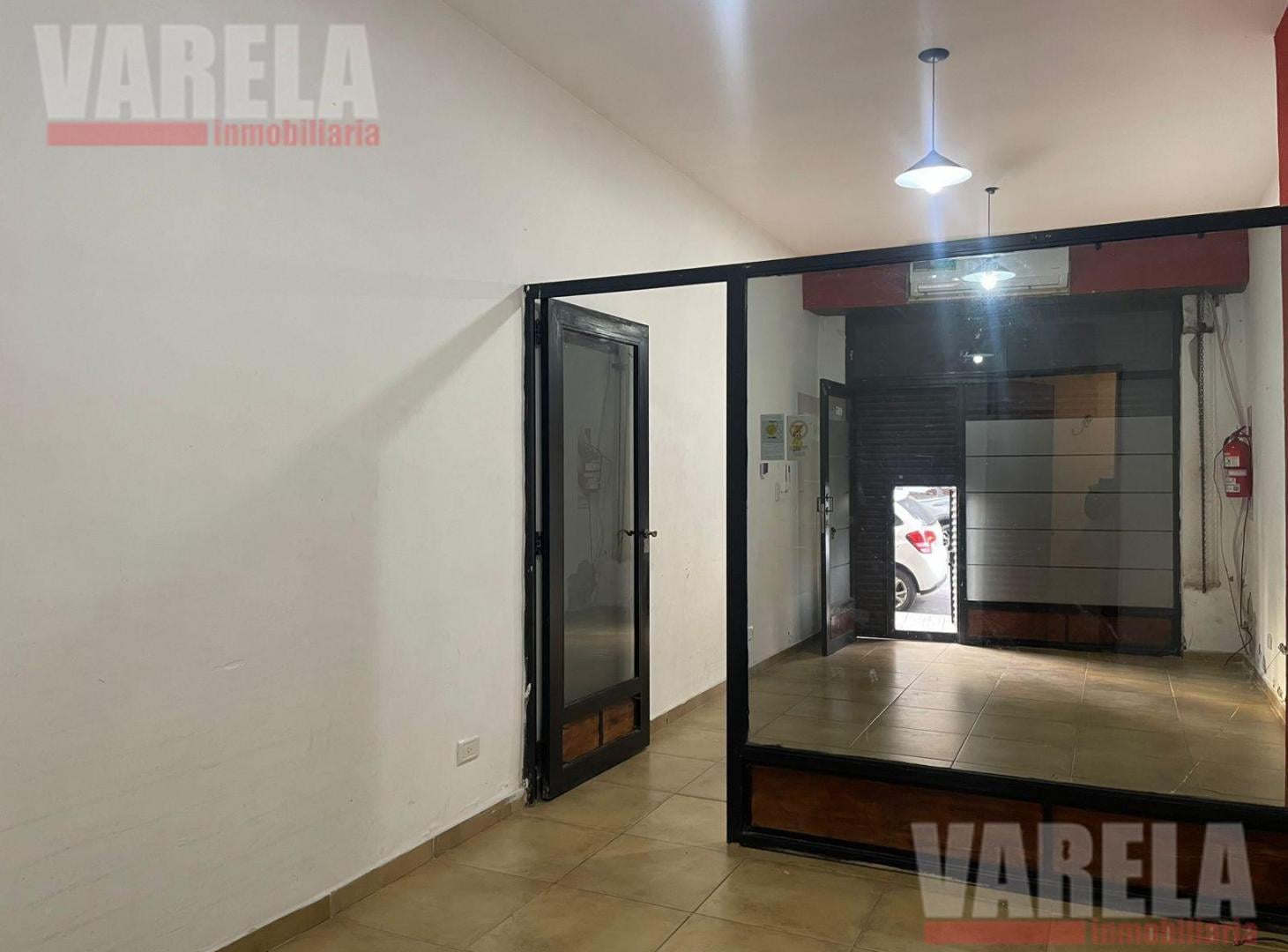 Foto de Local en Alquiler Villa Crespo . Antezana al 500 Alquiler $500.000 IVA, imagen 3