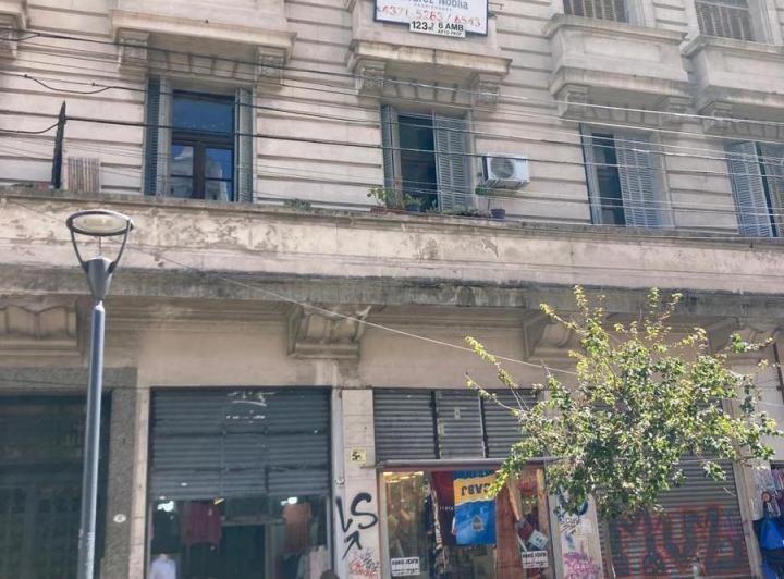 Oficina a 1 cuadra de Plaza Miserere 6 ambientes Apto Profesional 1