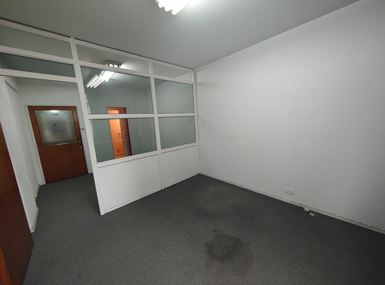 Foto de Oficina 1 Ambiente dividido en Tribunales, imagen 4