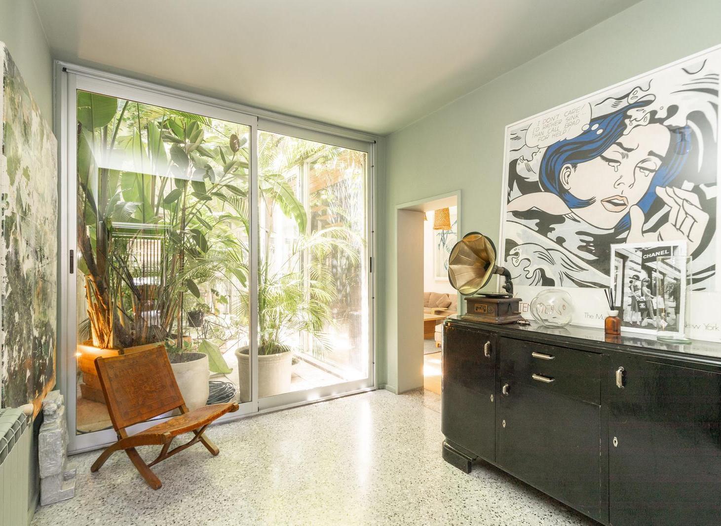 Foto de Casa Reciclada Terraza Patio en venta en Colegiales, imagen 4