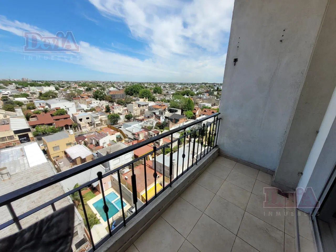 Venta Departamento  1 Amb Caseros 5