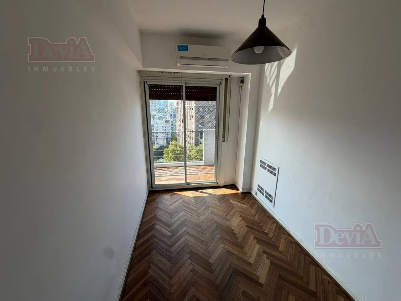 Alquiler - Departamento - 4 ambiente c/ dependencia - Balcón - Avenida Santa Fe 4400 - Palermo 3