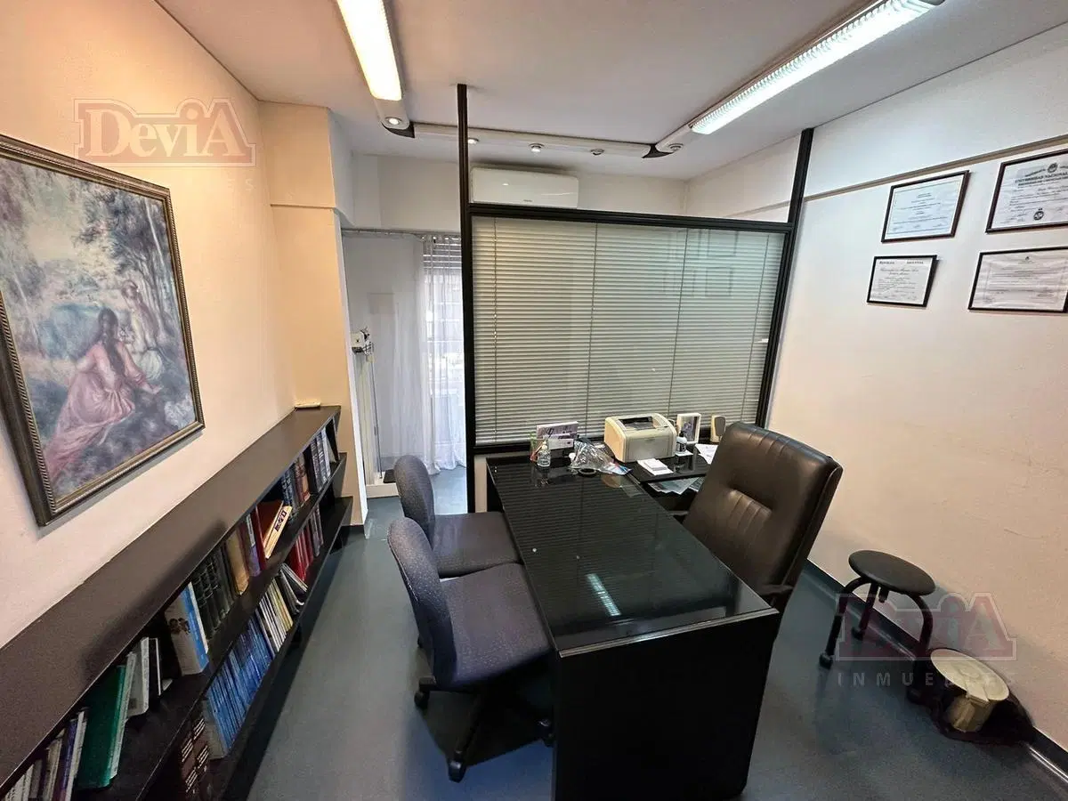 Venta- Consultorio - Avenida Pueyrredon 1300 1º - Recoleta 3