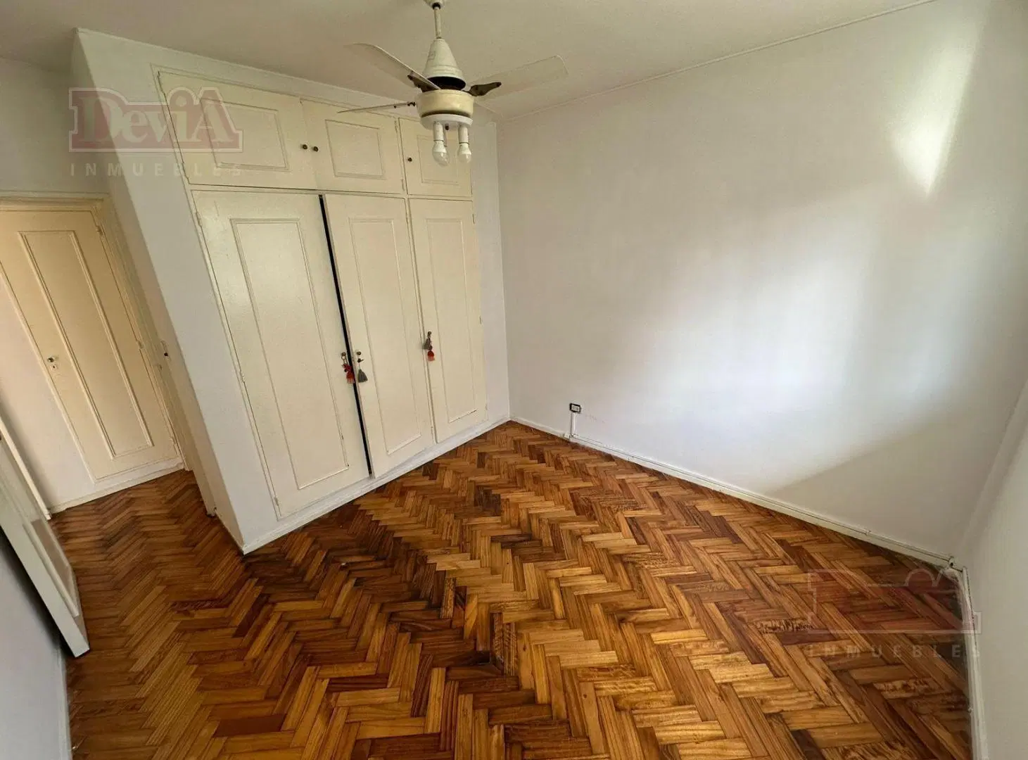 Venta - Departamento - 2 ambientes con dependencia - Aguero 1600 - Barrio Norte 3