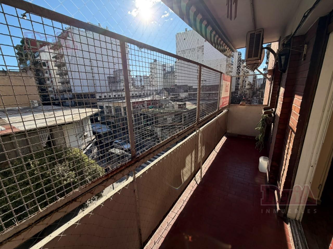 Foto de Venta - Departamento - 3 ambientes - Bartolome Mitre y Pasteur, imagen 5