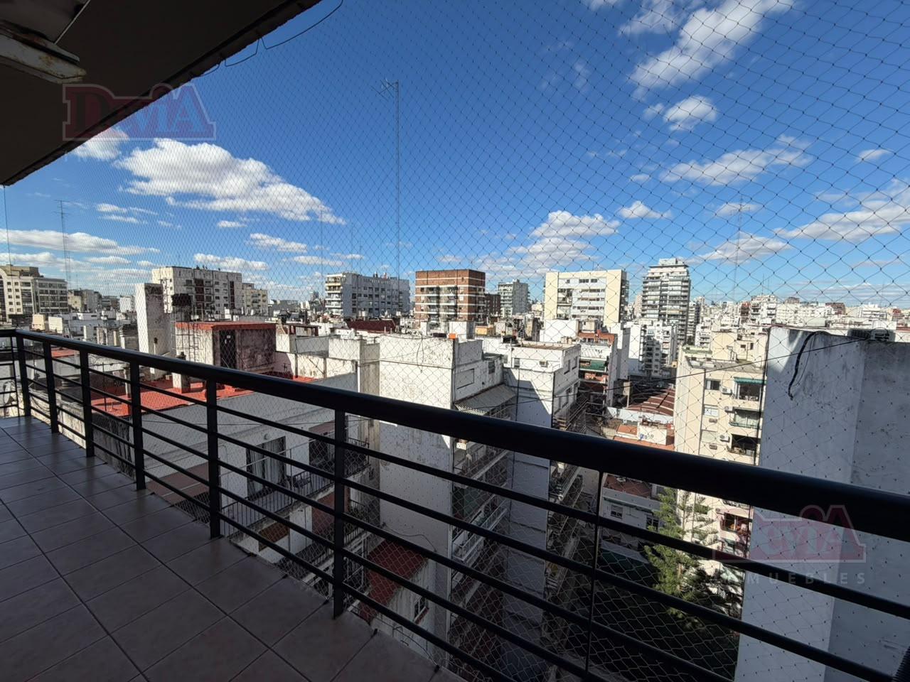 Foto de Alquiler - Departamento - 3 amb c/ cochera - Avenida Coronel Diaz 2300, imagen 2