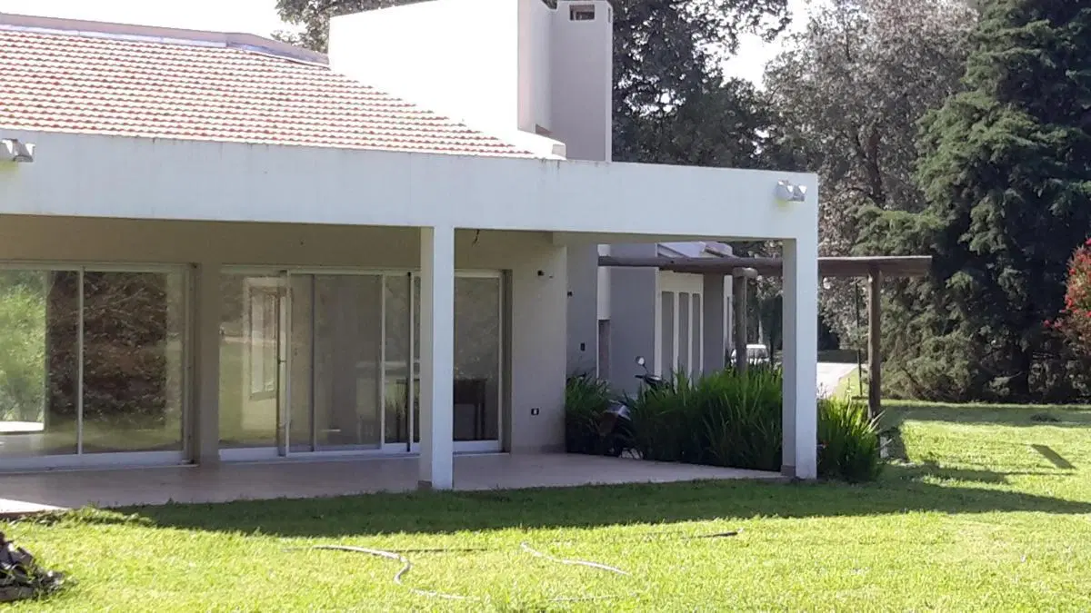 CASA en VENTA, LAS PRADERAS, LUJAN UF 228 4