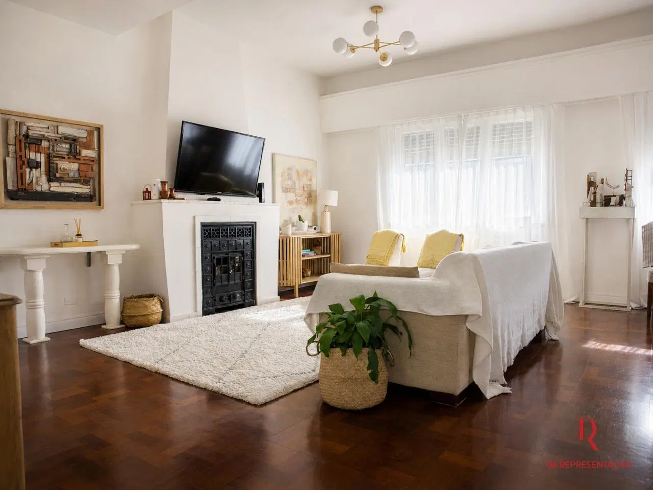 EXCELENTE PH EN VENTA . 1º Piso por ESCALERA . ESTACIÓN VICENTE LOPEZ 2