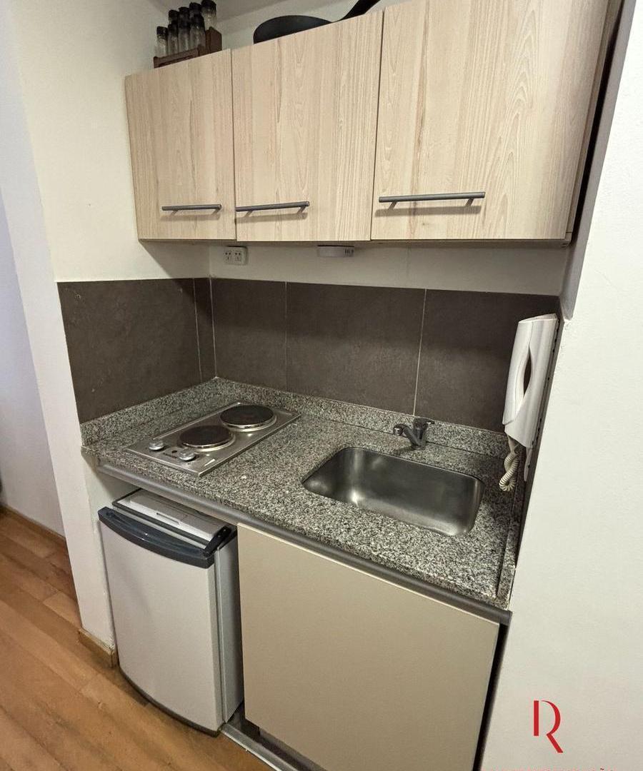 Foto de MONOAMBIENTE AMOBLADO - PRECIO PACK - PALERMO con BALCON y PILETA, imagen 4