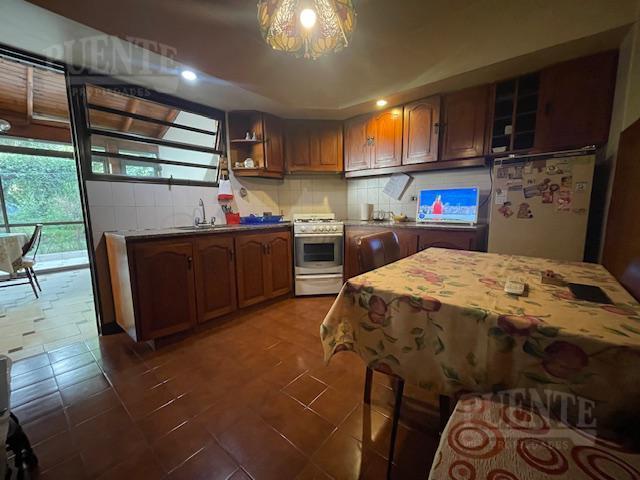 Casa - Banfield Oeste 3