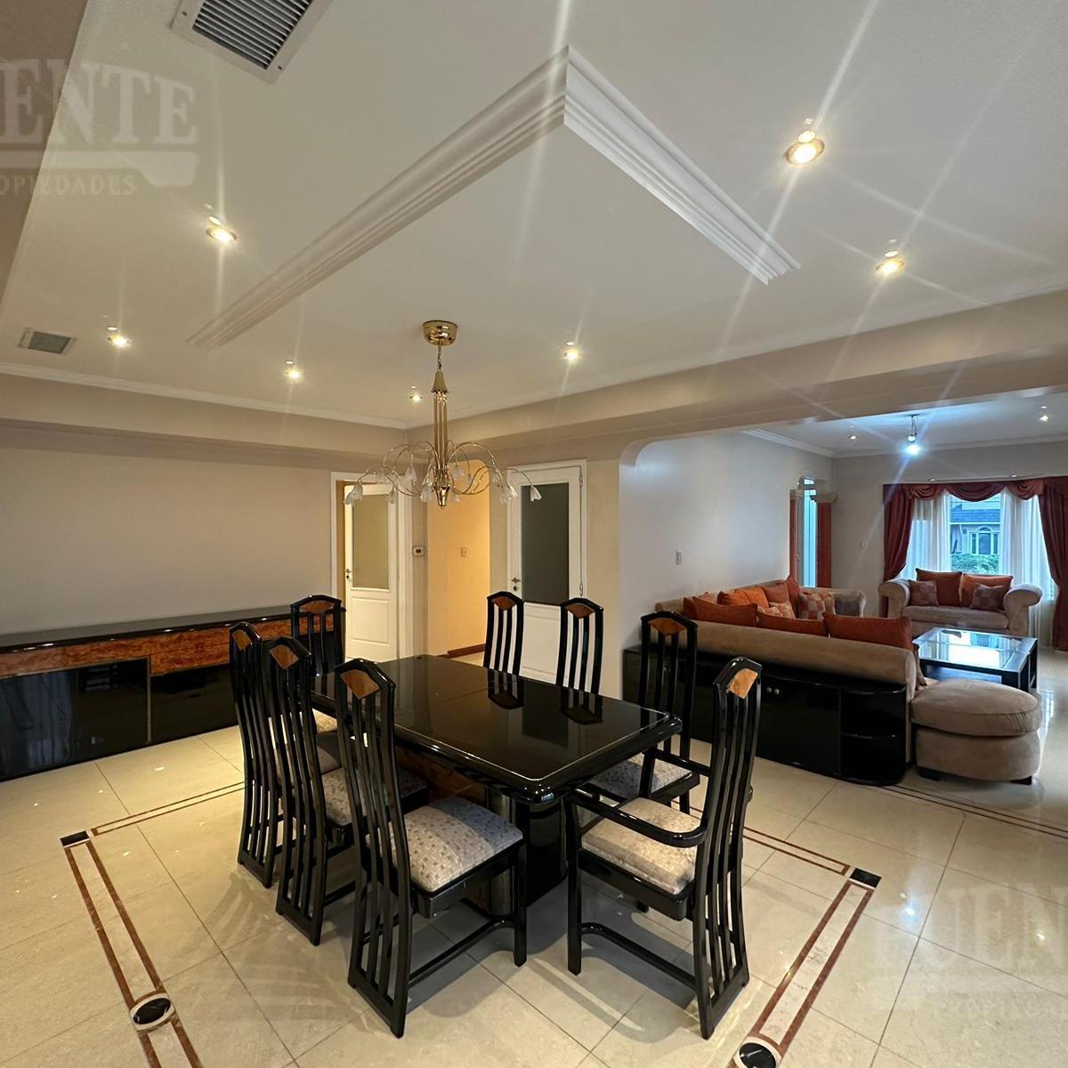 Importante Casa en Venta en Saint Thomas Sur 4 Dorm. Escritorio y Dependencias 2