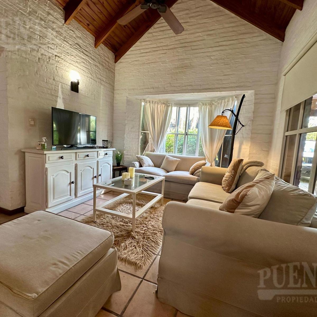 Casa en Campos De Echeverria Verano 2025