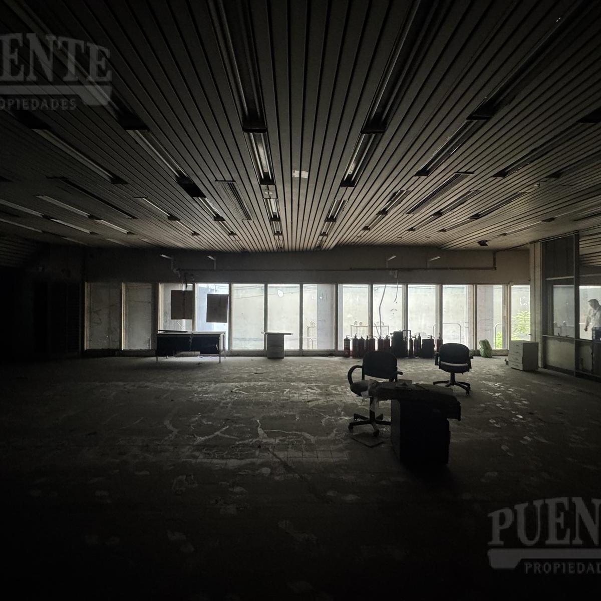 Edificio Comercial en Valentin Alsina 3