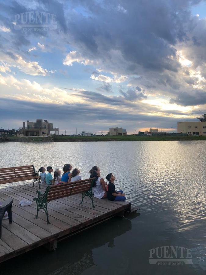 Foto de Casa en venta en Horizontes al Sur con Fondo al Lago, imagen 2