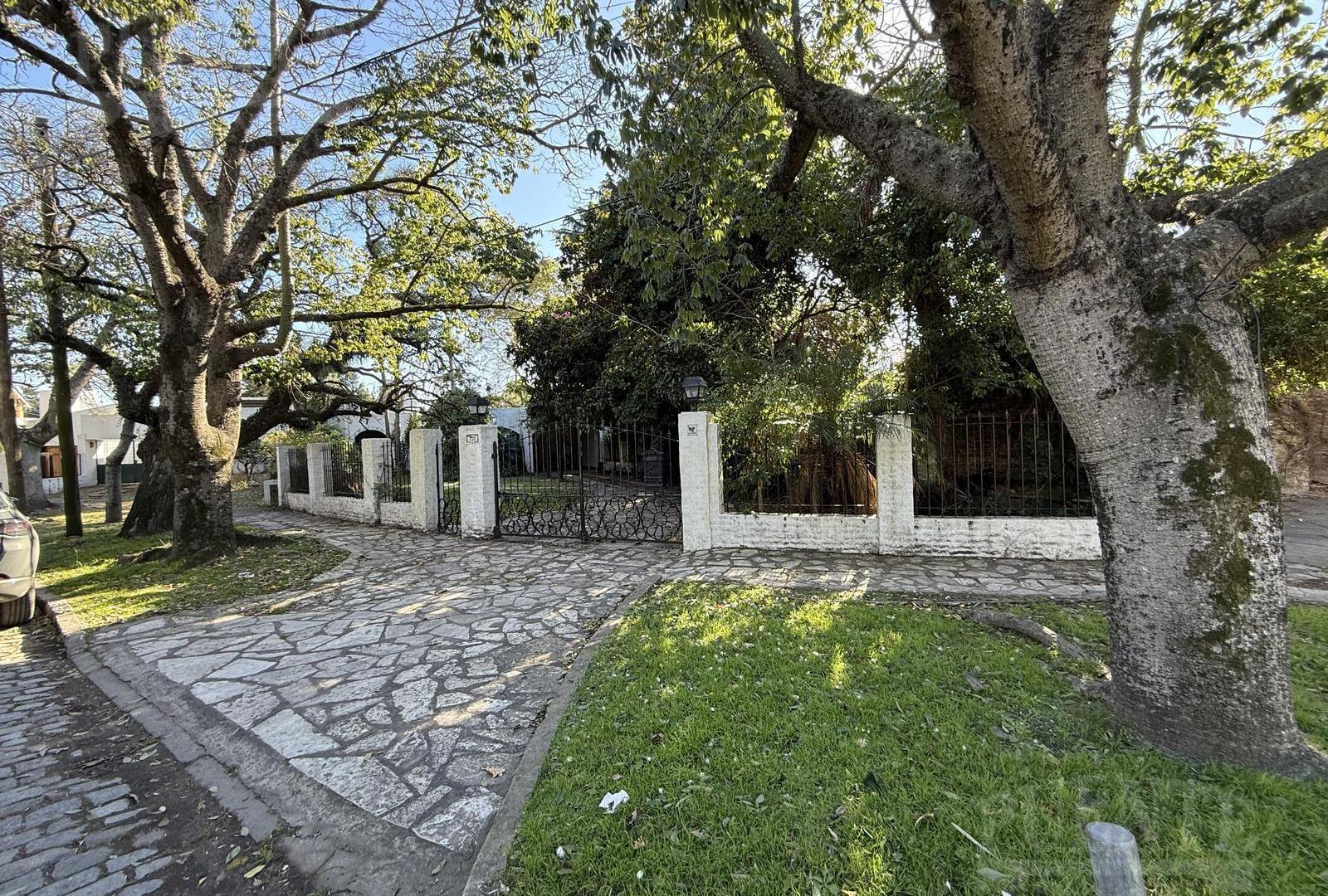 Casa en Adrogue