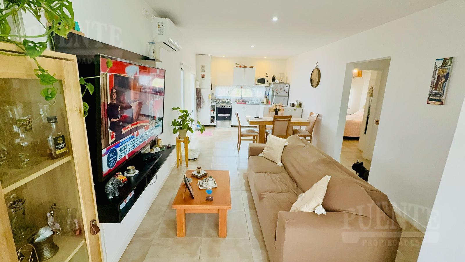 Casa en Laguna Azul II a Metros del Ingreso