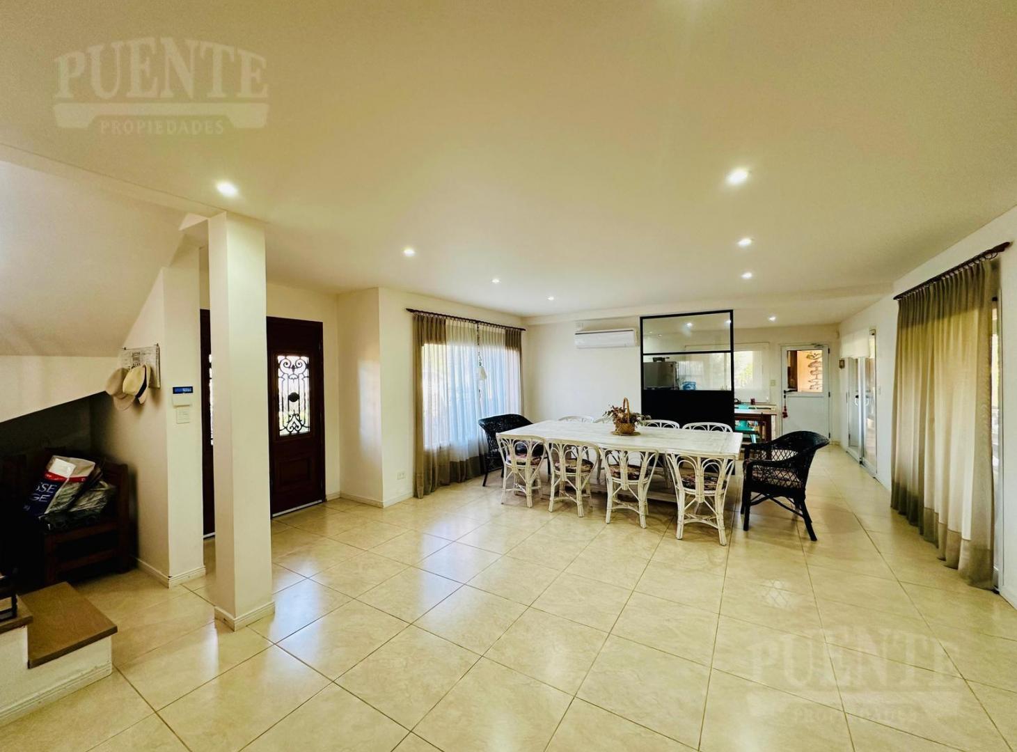 Foto de Casa en Barrio Fincas de San Vicente Golf Venta - Alquiler Temporal, imagen 3