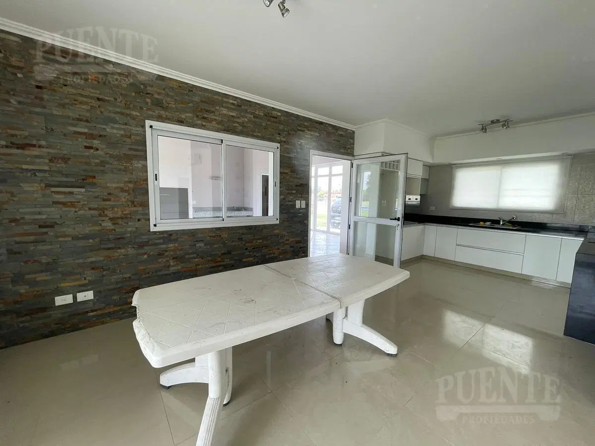 Casa - Barrio Fincas de San Vicente Golf - Venta con Renta hasta el 2024 2