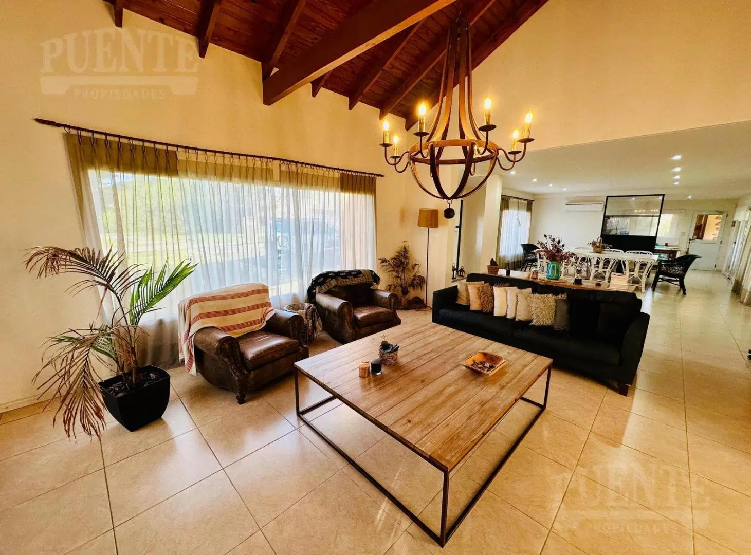 Casa en Barrio Fincas de San Vicente Golf Venta - Alquiler Amueblado 2