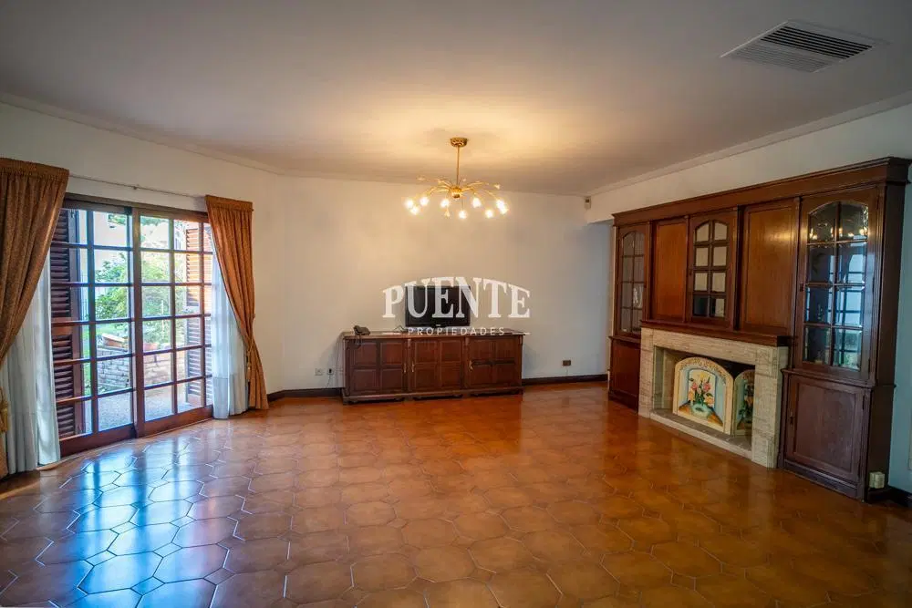 Casa en Banfield Este 5
