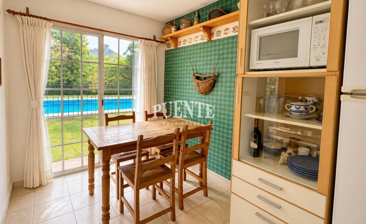 Foto de Casa en Venta o Alquiler en Solar del Bosque, imagen 3