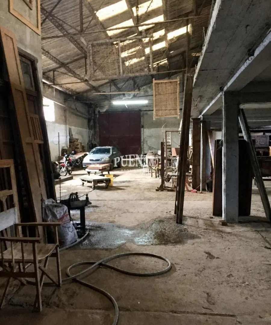 Depósito con salida a 2 calles en Luis Guillón, Esteban Echeverría, Zona Sur del GBA 5