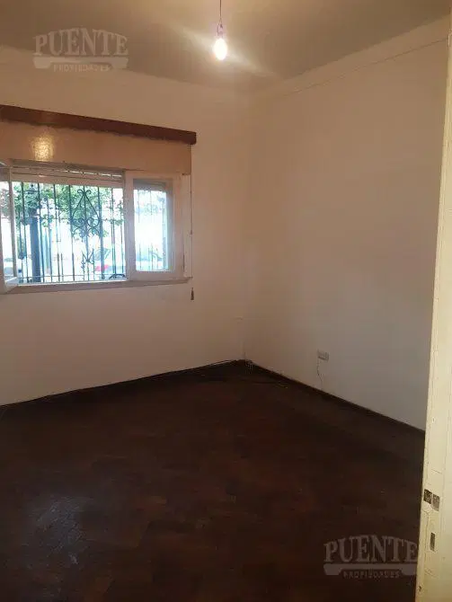 Casa - Banfield Oeste 2