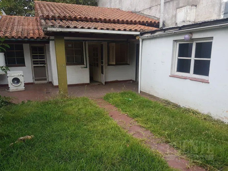 Casa - Banfield Oeste 4