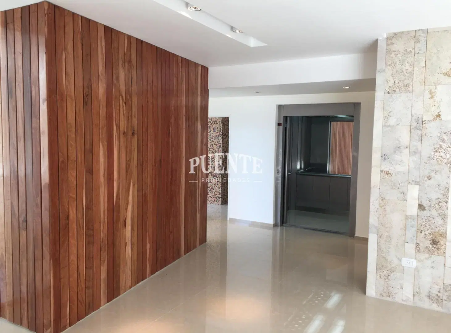 Departamento en Banfield Este 5