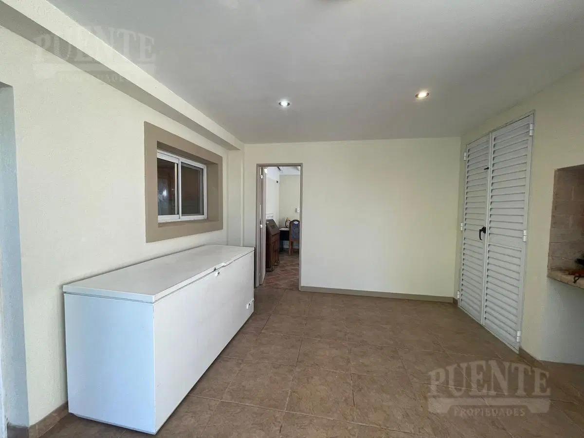 Casa - Saint Thomas Sur - Canning - Esteban Echeverria 5