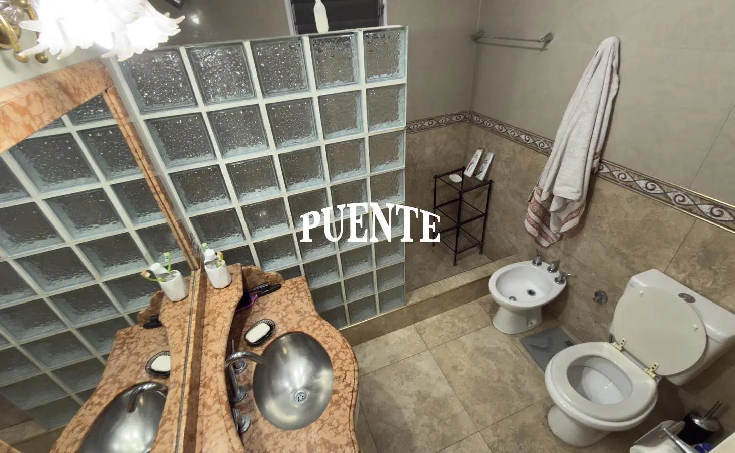 Casa en Temperley Este 2